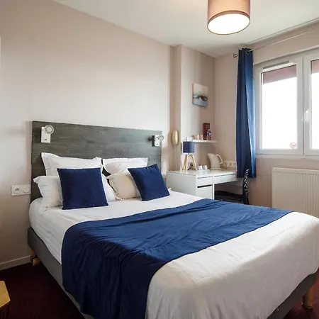 Hotel Aubin Logis & Restaurant 3*