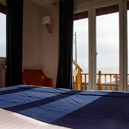 Le Saint-aubin Hotel Saint-Aubin-Sur-Mer (Calvados)