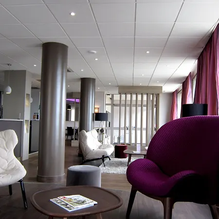 Aubin Logis & Restaurant 酒店 3*