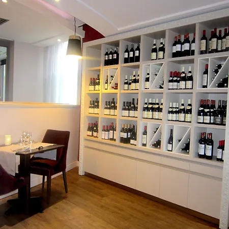 Aubin Logis & Restaurant 酒店