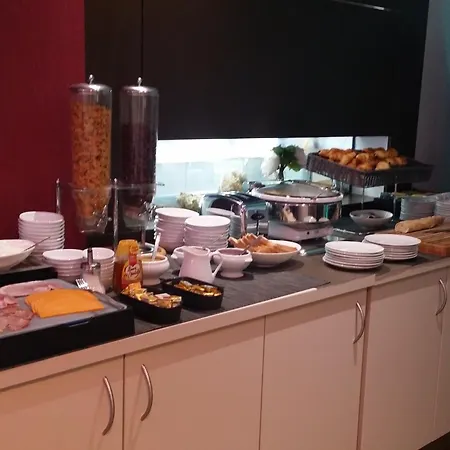 酒店 Aubin Logis & Restaurant