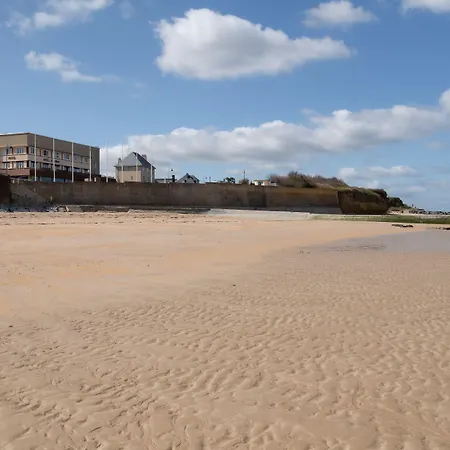 Aubin Logis & Restaurant 3* Saint-Aubin-Sur-Mer (Calvados)