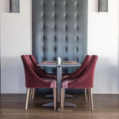 Hotel Aubin Logis & Restaurant Saint-Aubin-Sur-Mer (Calvados)