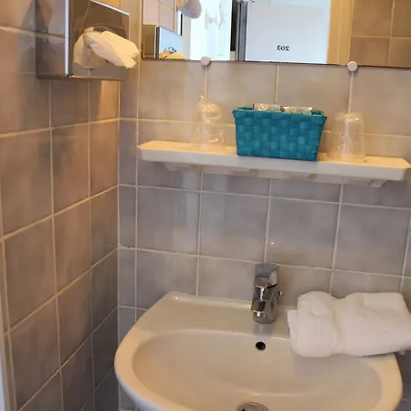Hotel Aubin Logis & Restaurant 3*