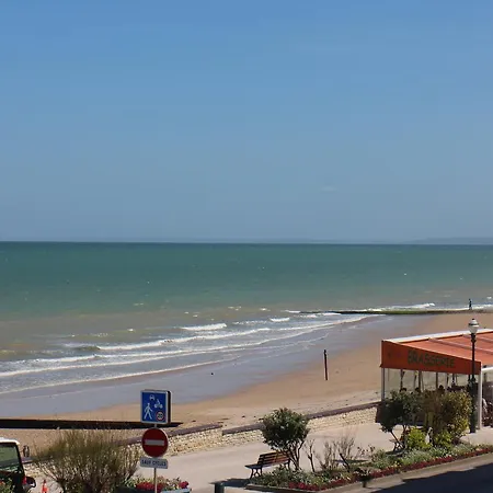 Le Saint-aubin Hotel 3*