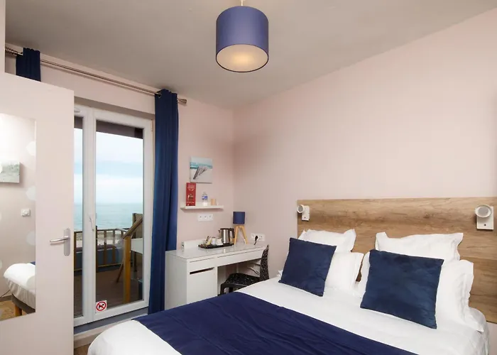 Aubin Logis & Restaurant 3* Saint-Aubin-sur-Mer