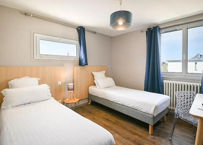 Aubin Logis & Restaurant Hotel 3*