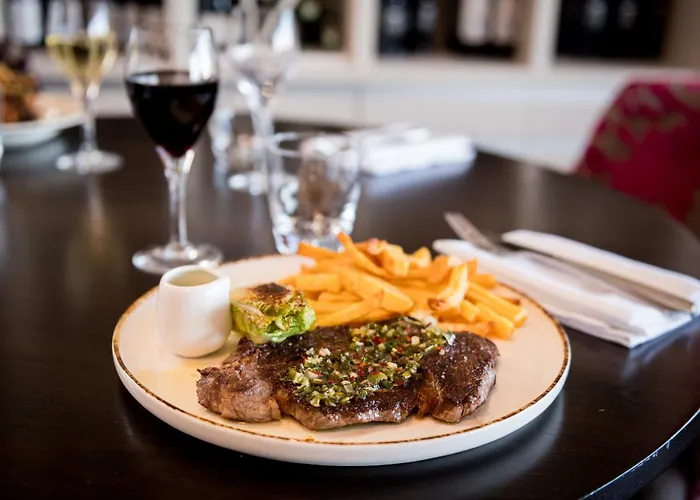 Hotel Aubin Logis & Restaurant 3*