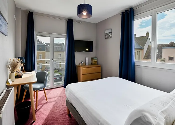 Aubin Logis & Restaurant فندق 3*