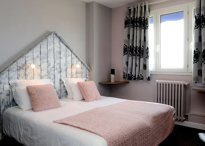 Hotel Aubin Logis & Restaurant Saint-Aubin-Sur-Mer (Calvados)