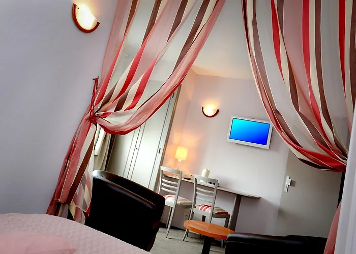 Aubin Logis & Restaurant 3*