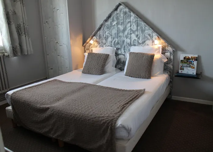 Hotel Aubin Logis & Restaurant Saint-Aubin-Sur-Mer (Calvados)