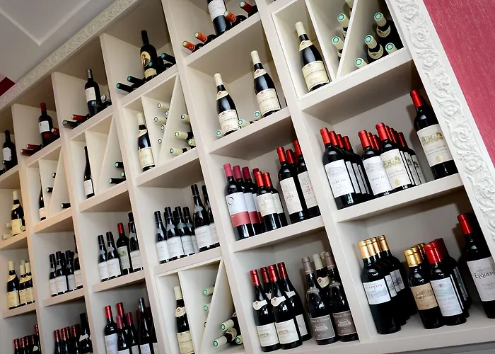 Hotel Aubin Logis & Restaurant Saint-Aubin-Sur-Mer (Calvados)