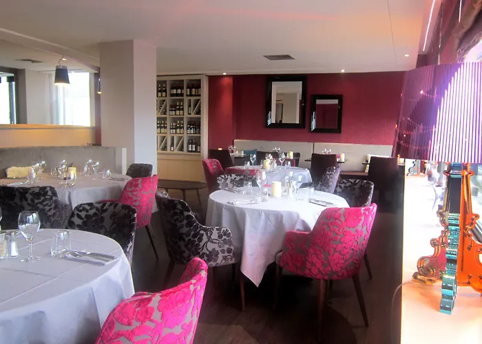 Hotel Aubin Logis & Restaurant 3*