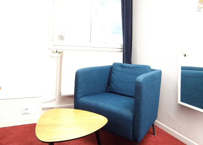 Hotel Aubin Logis & Restaurant 3*